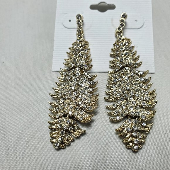 Bijou gold feathered leaf drop earring with rhinestones pierced earring - Picture 3 of 5